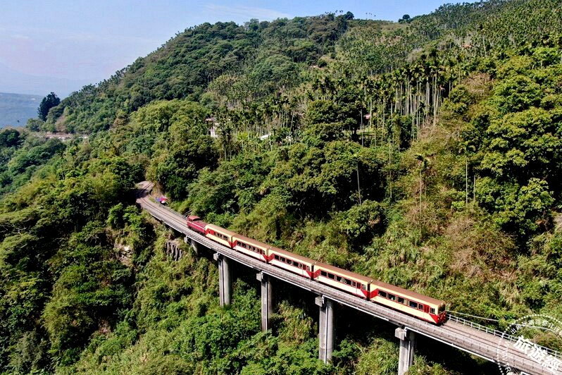 阿里山林鐵114年 阿里山小火車邀您至鄒族特富野住一晚，限定遊程只有20名，鐵道迷手刀搶！