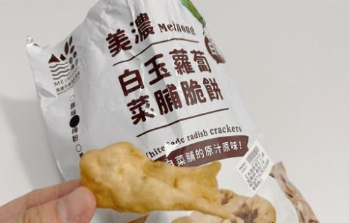 【食驗室點評】看得到菜脯卻吃不出鹹香 美濃農會「白玉蘿蔔脆餅」豆味反而更搶戲