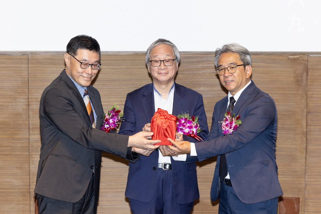 台史博館長交接　前台南市文化局長謝仕淵上任
