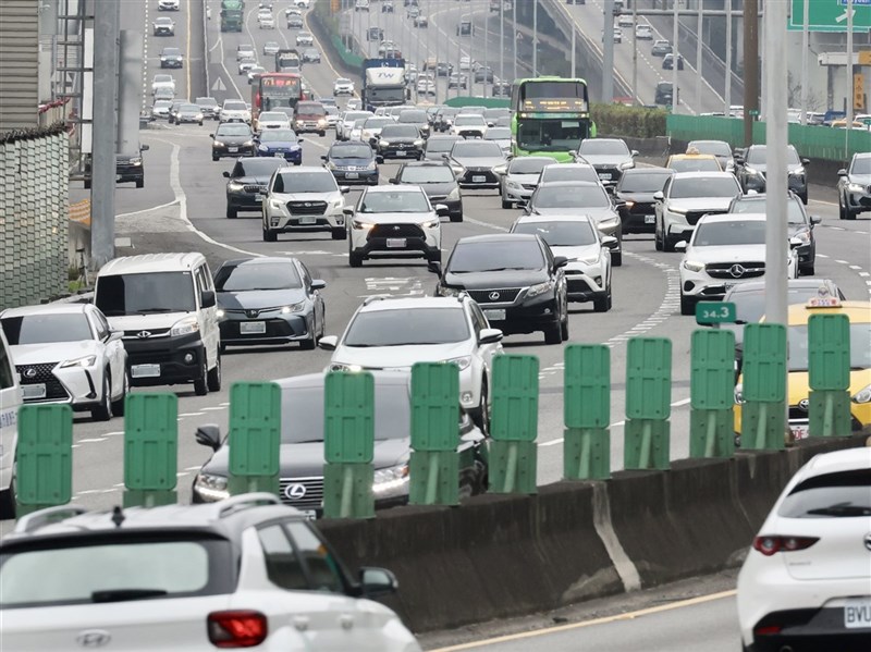 汽機車養管費仍有116萬輛未繳　逾期未繳最高罰3000元