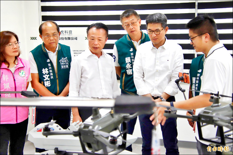 雲嘉攜手 劉建國提建構無人機產業廊帶