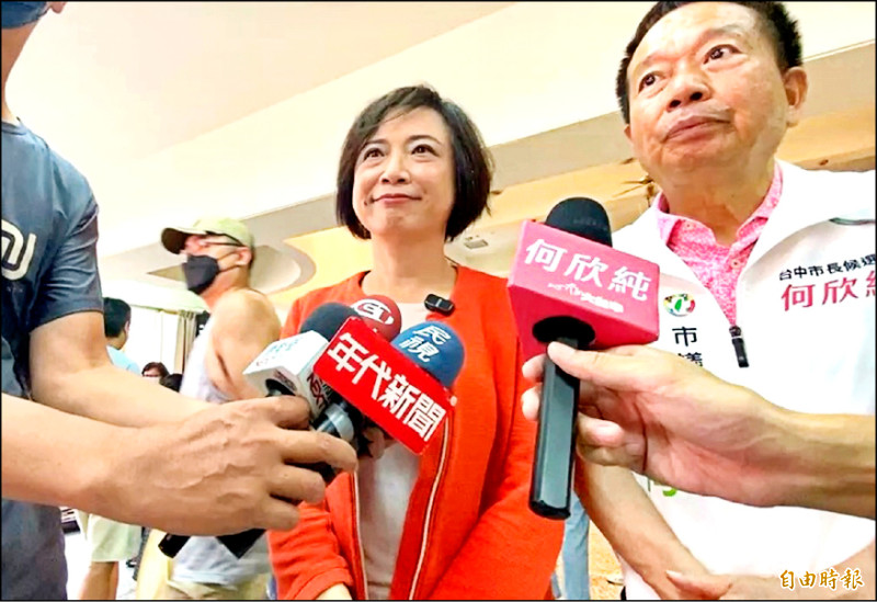 何欣純搶先打政見牌 諷江啟臣拿香跟拜