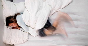 睡眠不足「血管如擰抹布被擠壓」 專科醫：最被忽略的抗老方法