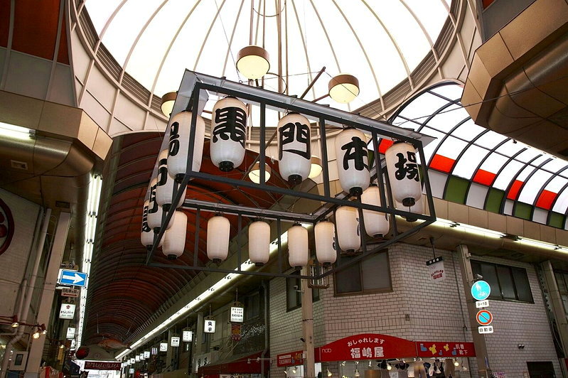 逛黑門市場不踩雷！必吃美食與伴手禮整理