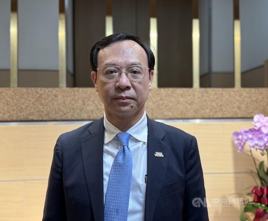 長者有條件免健保費三讀  石崇良憂違章建築衝擊體制