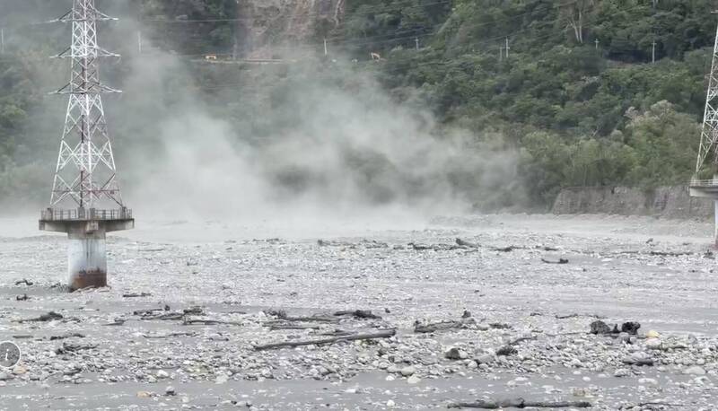 颱風白海豚影響 台東吹焚風出現風飛沙