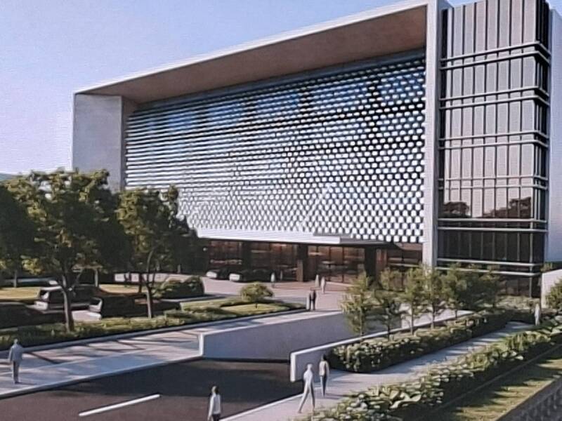 中崇德殯儀館重建開工！綠要求如期如質完工 藍讚盧秀燕勇承擔