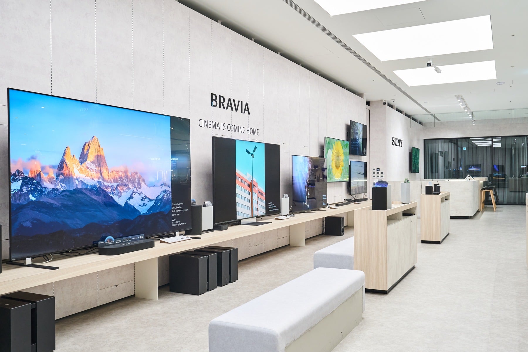 Sony Store 台北大巨蛋直營店盛大開幕 集結科技、娛樂與感動的全新體驗空間