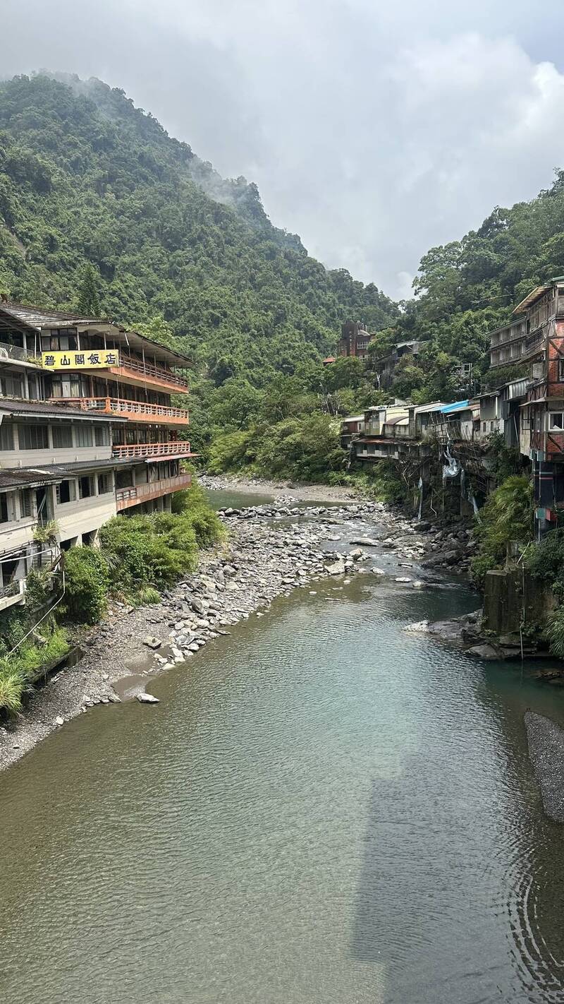 溺水獲救先別鬆懈！老翁輕忽肺嗆傷 醫：恐引發吸入性肺炎