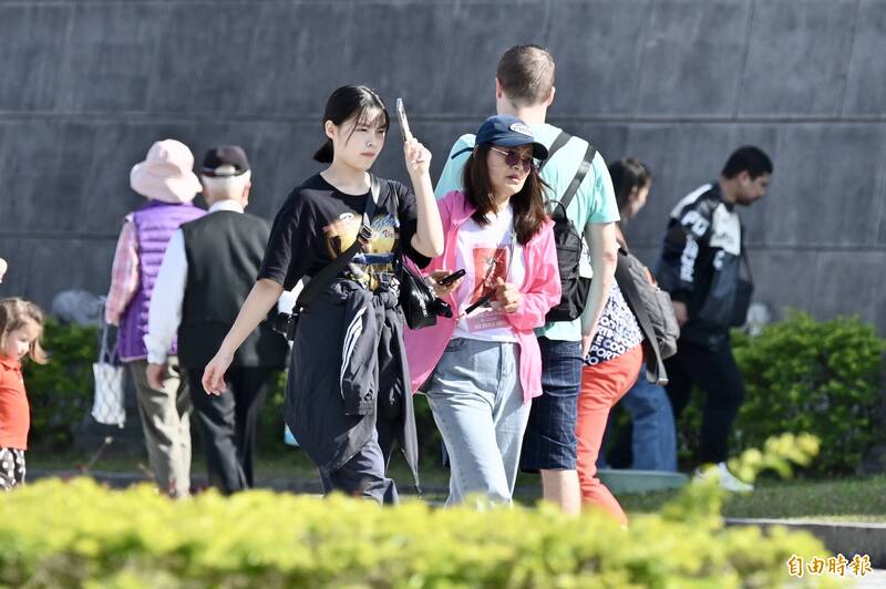 各地炎熱防36度高溫 專家：下週留意擾動發展
