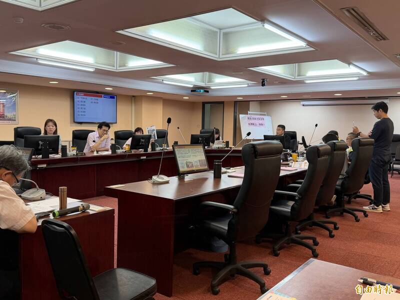 北市油品未驗苯駢芘 議員批衛局敏感度不夠 要求評估列常規油品抽檢