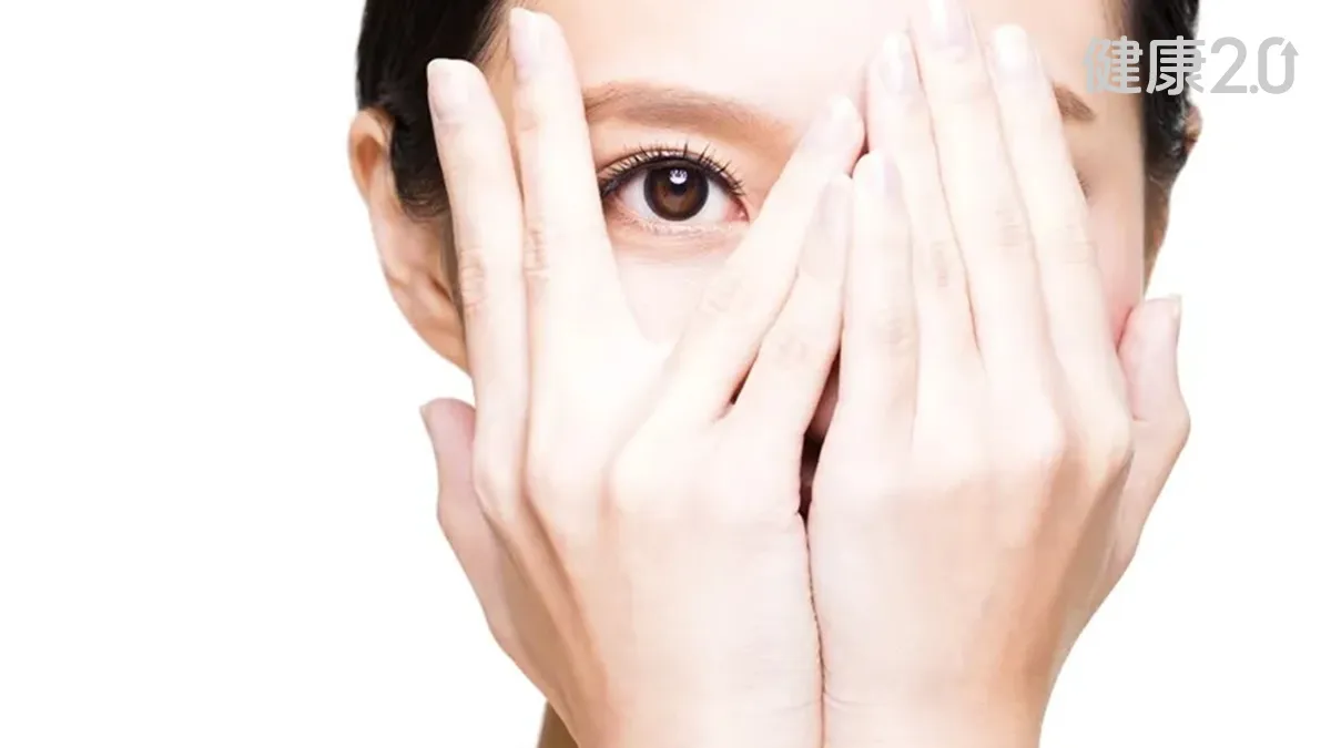 醫療焦點眼睛像卡沙子卻什麼都沒有？專家揭真相竟是「這部位」不夠油？