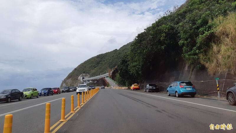 南迴公路南興、多良段恐遭浪襲 今晚6點預警性封閉北上車道