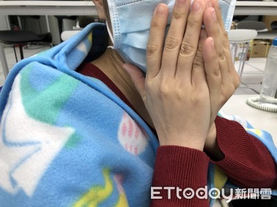 感冒「症狀過脖子」別拖！他發燒昏睡3天沒喝水　差點要洗腎