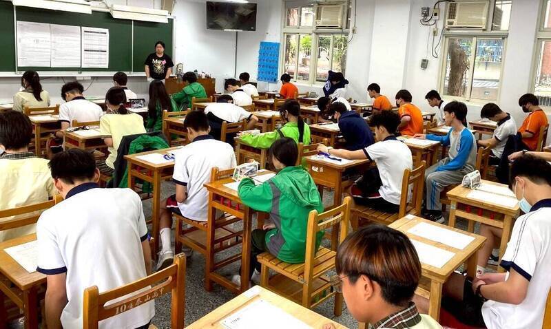 新北多校懸缺代理教師破10％ 議員促改善、教局允納116學年教甄評估