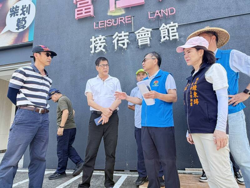 國3西濱交流道「死亡回堵」 龍江路口8/31試辦汽車禁左轉龍江街