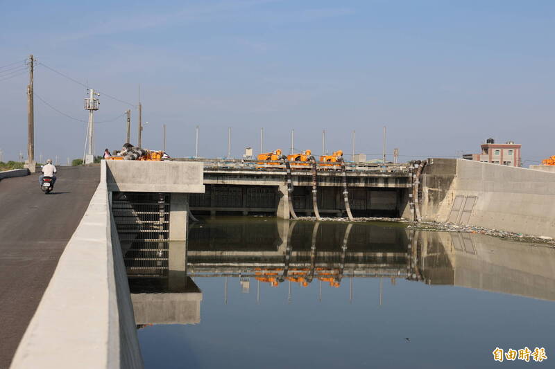 颱風潰堤淹水逾1米 雲林萬興大排斥資1.9億建抽水站、滯洪池