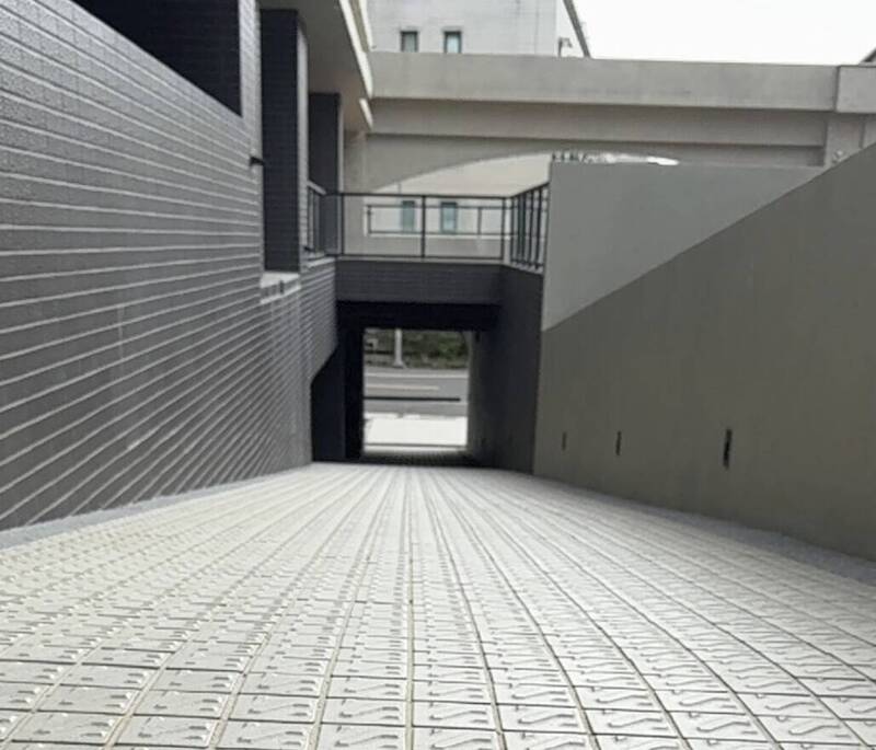 機車坡道挨批有疑慮 建商強調合法施工無瑕疵
