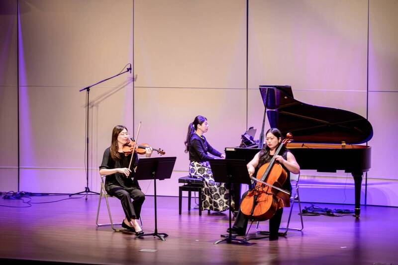 澎湖縣「小星辰鋼琴三重奏」樂韻飄馬祖 澎金馬首長齊唱外婆的澎湖灣