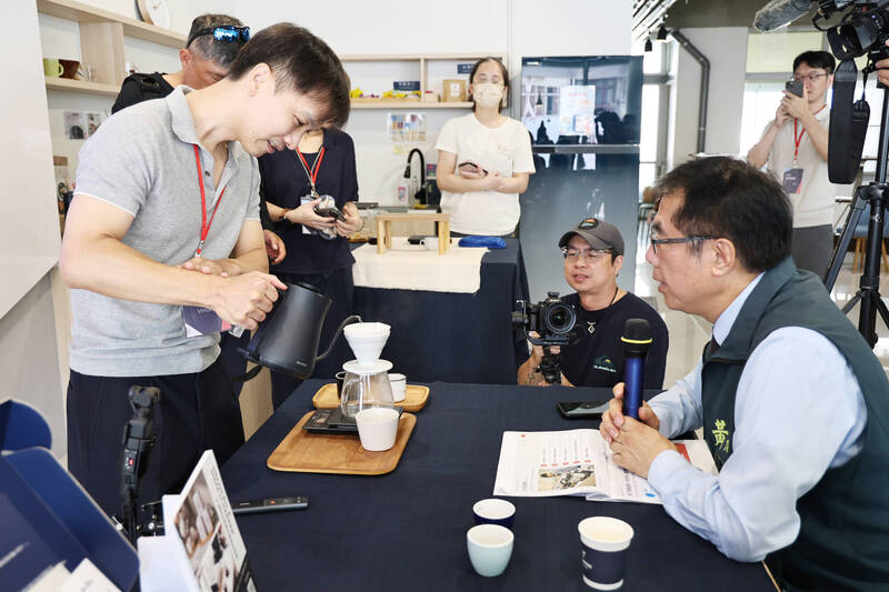 台南青創百萬貸款助攻 品牌咖啡拓展版圖