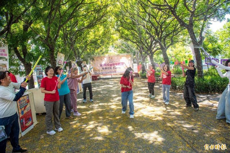 倒數一週狂開花！ 彰化東螺溪「黃金雨」再現 戀戀欒樹節喜迎10週年