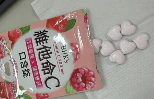【食驗室點評】BHK's「維他命C口含錠」莓果酸甜無藥味 錠劑粉感卻易沾手