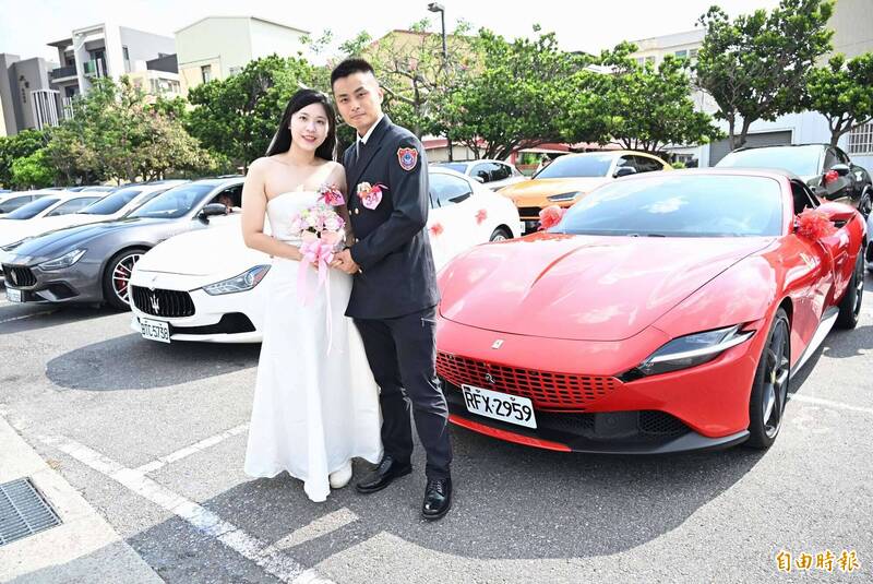 法拉利、瑪莎拉蒂開道！彰化聯合婚禮 25輛超跑迎50對新人