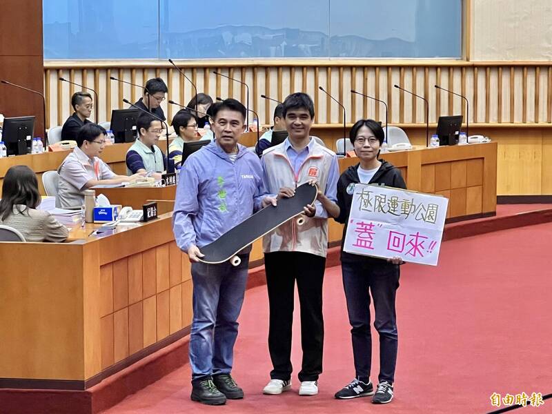 台灣滑板亞運奪牌 屏縣議員梁育慈、李世斌促重建極限運動場