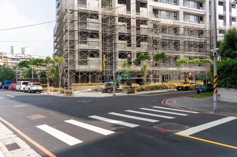 板橋光復國高中周邊路口缺號誌 戴瑋姍爭取分階段劃設行穿線