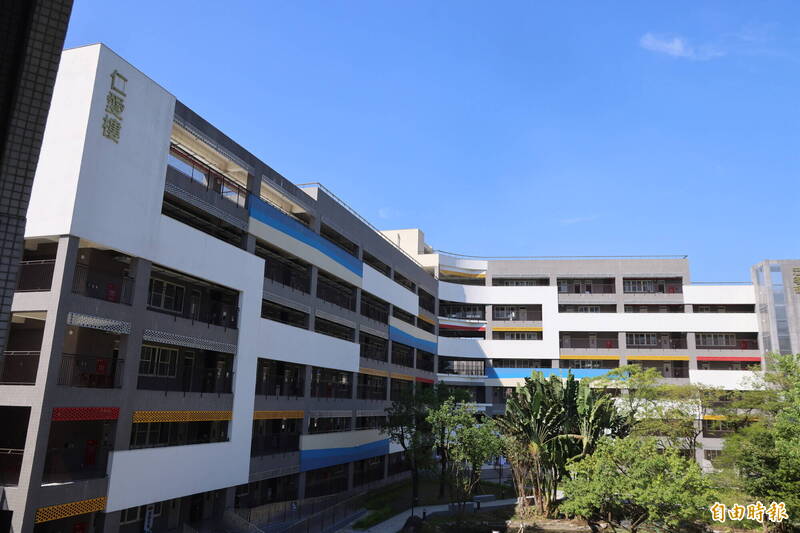 新北投入7.3億打造安全智慧校園 汐止秀峰高中新校舍啟用