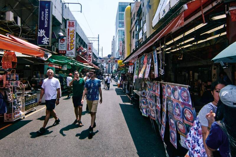 逛日本藥妝店被推銷高價商品 林氏璧示警：別盲信店員