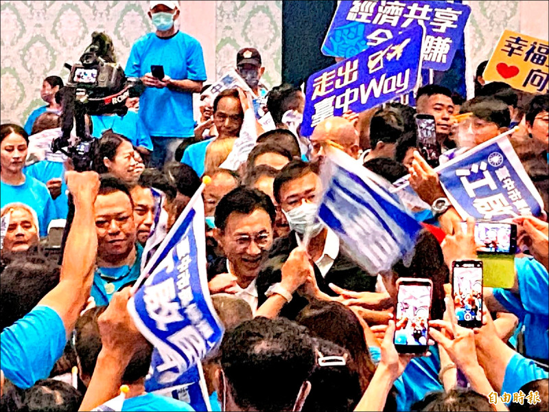 台中購物節 江啟臣：當選後續辦