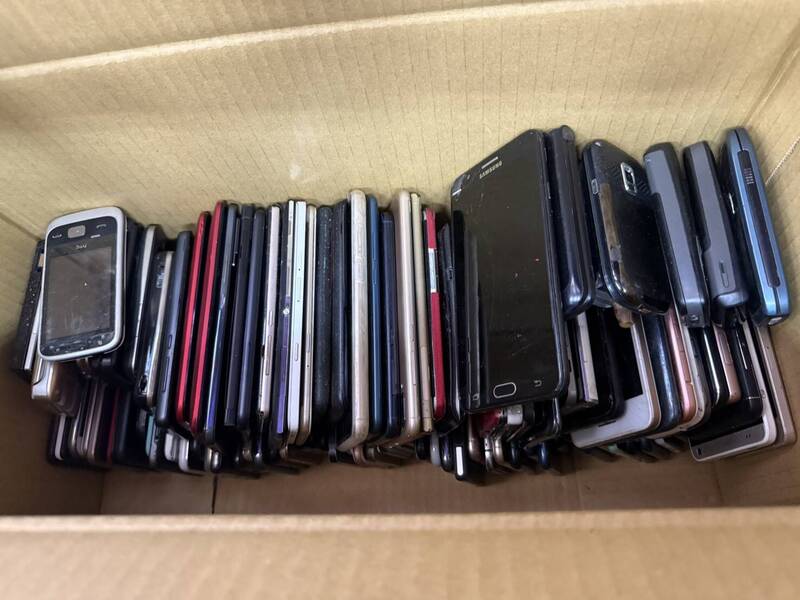 家中舊手機別丟！台南回收月抽iPhone 17 加碼送培養土