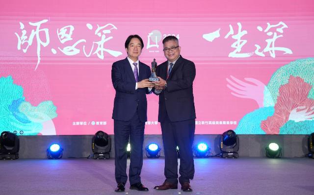教育家人物典範─ 先建立連結，再啟動學習 劉繼文教師的教育實踐
