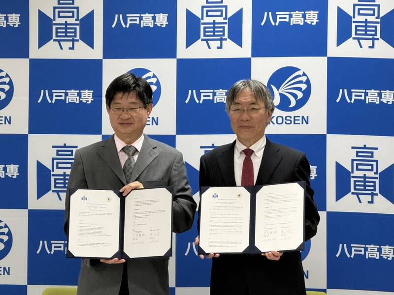 台日技職教育接軌 新化高工深化半導體人才交流