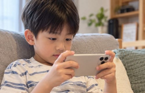 孩子收到「免費手遊寶物」！父親竟收到警局通知書，詐團新手法鎖定學童