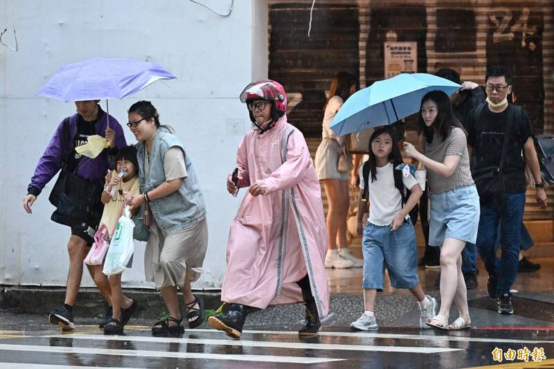 平地低溫探16度！吳德榮曝本週「最冷時段」 西北太平洋3颱風共舞