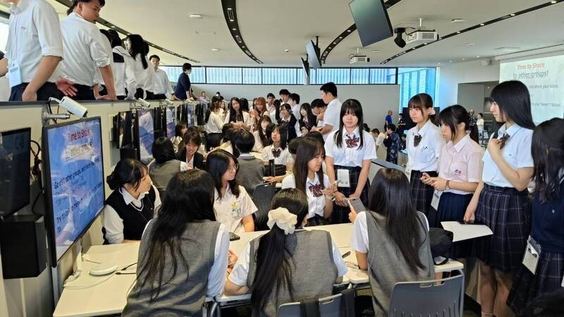 高雄21校參加日本世青會議 雄女、雄中、鼓山高中奪3大賞