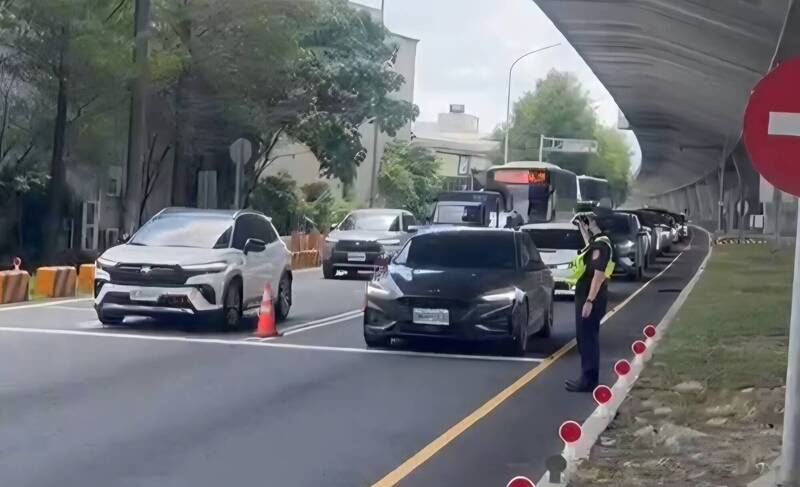 國慶連假收假日國5湧現北返車潮 恐塞到晚間8點
