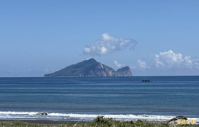 強颱薔琵逼近！東北部掀長浪 宜蘭龜山島明起預警性封島3天