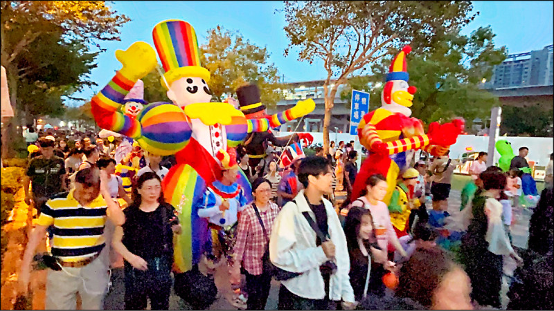 竹北萬聖舞動嘉年華 10/31搞怪大遊行
