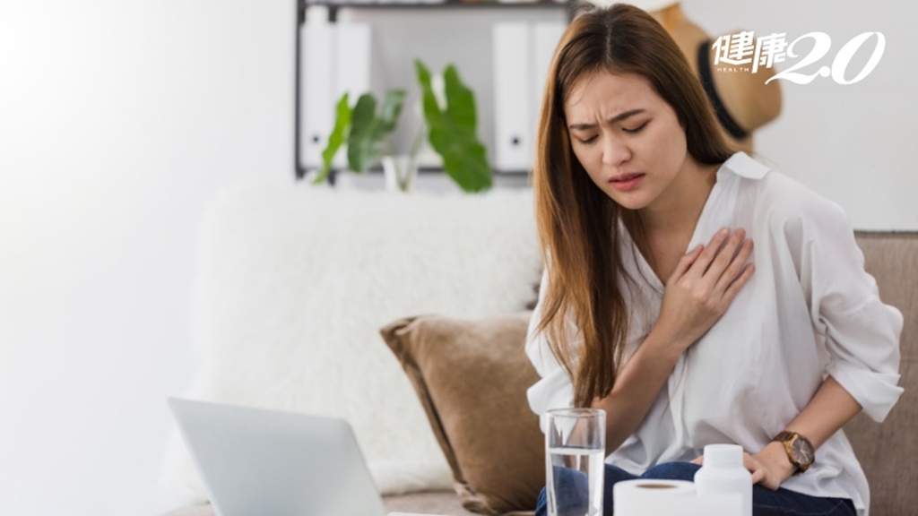 自律神經失調？快試試1分鐘自律神經恢復操：不吃藥就能擺脫胸悶、心悸