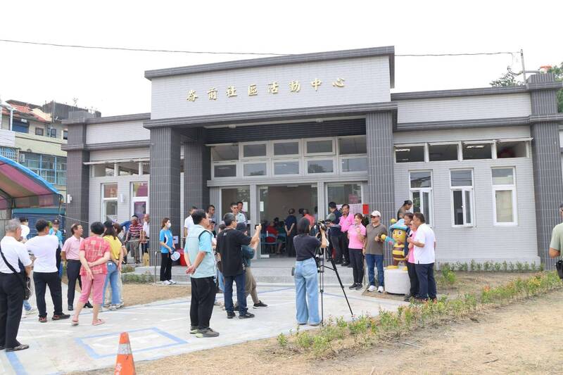 逾160村民、地方人士集資買地！崙背崙前村活動中心啟用