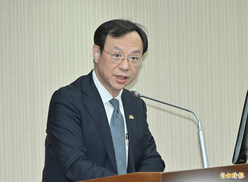 邱慧洳要求評估「社區發毒品」可行性！石崇良拒絕：衛福部態度明確