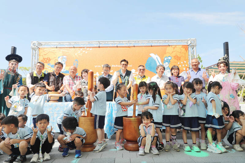 舂粢粑、看大戲、逛市集！台南客家藝術節10/17熱鬧登場