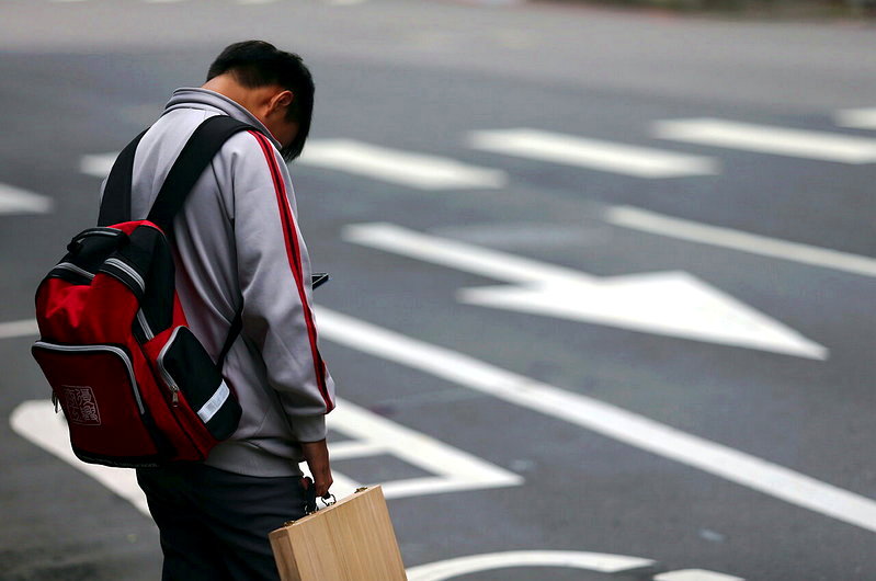 學生自傷通報8年增加17.5倍...醫師呼籲「親子共治」家庭共同篩檢治療 - 倡議家