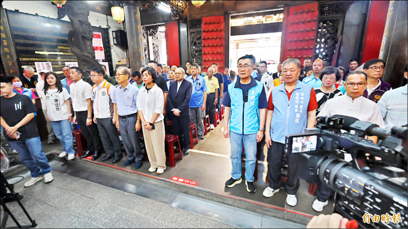 《新莊武聖廟參拜》蘇巧慧：串聯廟街店家 李四川：發揚在地文史