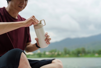 保溫瓶不是什麼都能裝！專家點名「6地雷飲品」 拿鐵、果汁都上榜 - 常春月刊