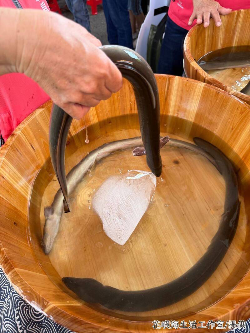 鹿港鰻魚新吃法！蒲燒鰻魚堡全台限時發賣