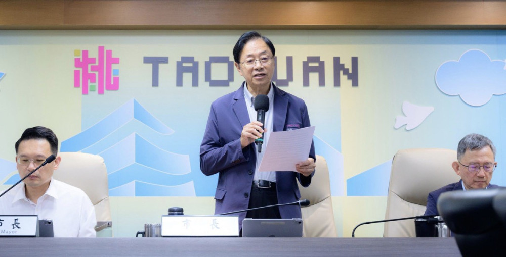 張善政宣布桃園116學年度調升國中小教師員額 高中以下導師每週減授課1節